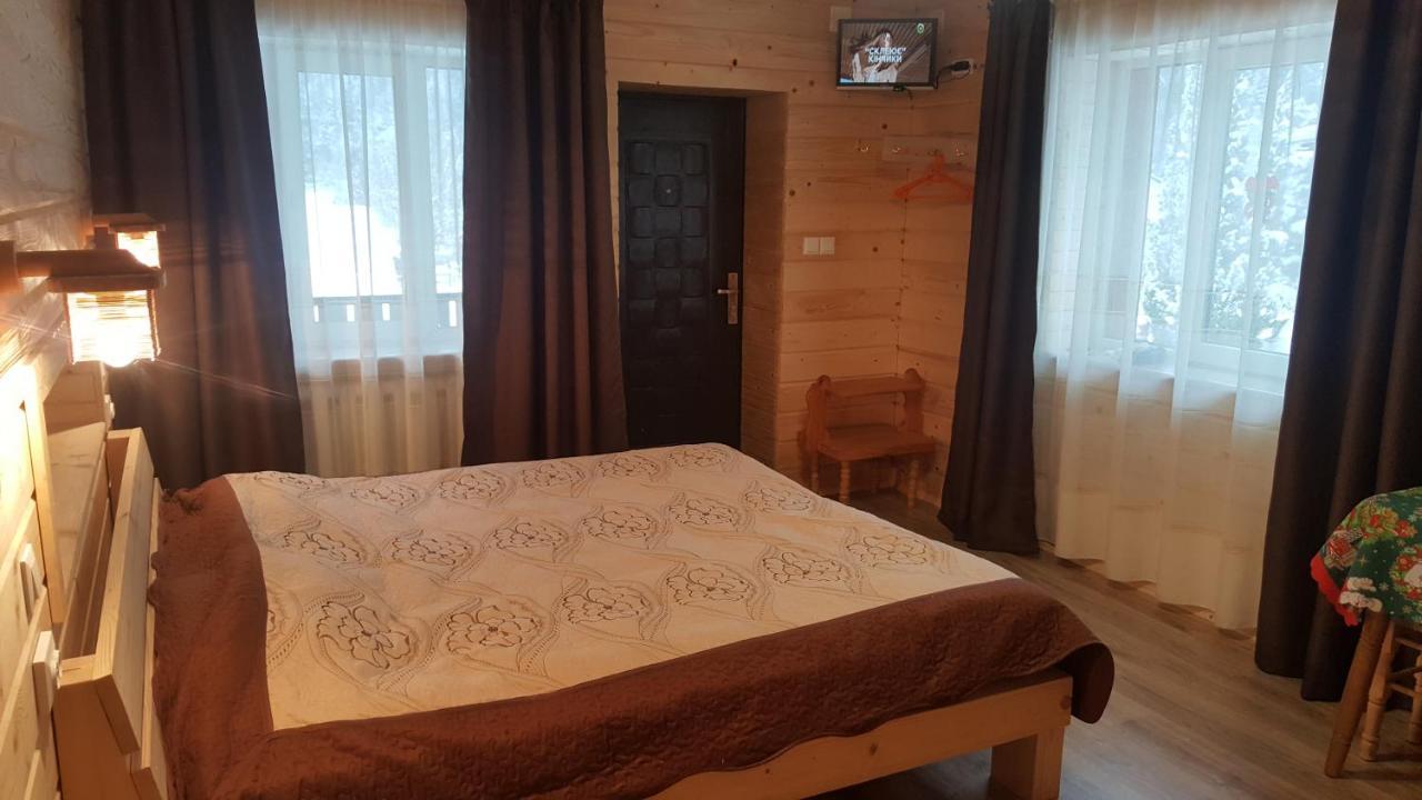 Садиба Гуцулка Ксеня Yaremche Dış mekan fotoğraf